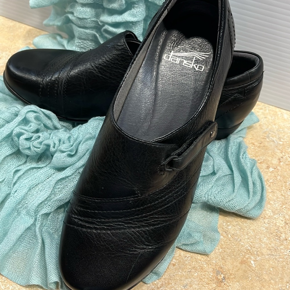 ⭐️Dansko Casual Shoes⭐️